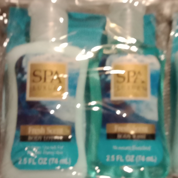 Fresh Scent travel set toiletries - Picture 2 of 5